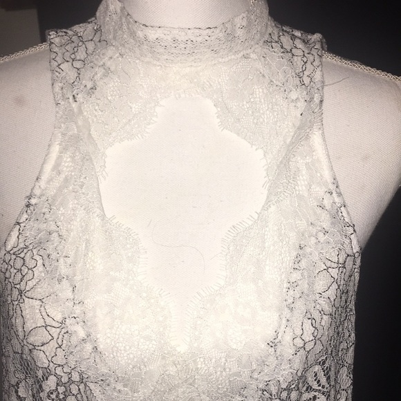 Dress - Picture 2 of 4